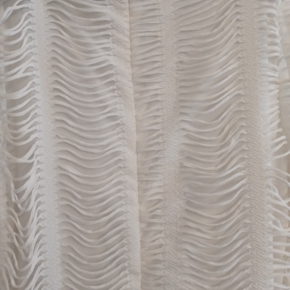 Textured Fabric Dress - Picture 4 of 6